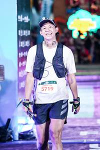 BIB: 
                            <button type="button" onclick="openModal(26345309)" class="btn btn-primary btn-sm float-right btn-popup" data-toggle="modal" data-target=".modal-high-quality">
                        <i class="fas fa-shopping-cart"></i> Add to Cart
                    </button>
                                            <button type="button" onclick="isThisMe(26345309, true)" class="btn btn-success btn-sm float-right btn-popup btn-isme hidden" data-toggle="tooltip" data-placement="bottom" title="นี่คือรูปของคุณใช่ไหม คลิกที่นี่เพื่อเอาเข้าอัลบั้ม">
                        <i class="fas fa-plus"></i> Add to album
                    </button>
                    <button type="button" onclick="isThisMe(26345309, false)" class="btn btn-warning btn-sm float-right btn-popup btn-isnotme hidden">
                        <i class="fas fa-ban"></i> Remove from album
                    </button>